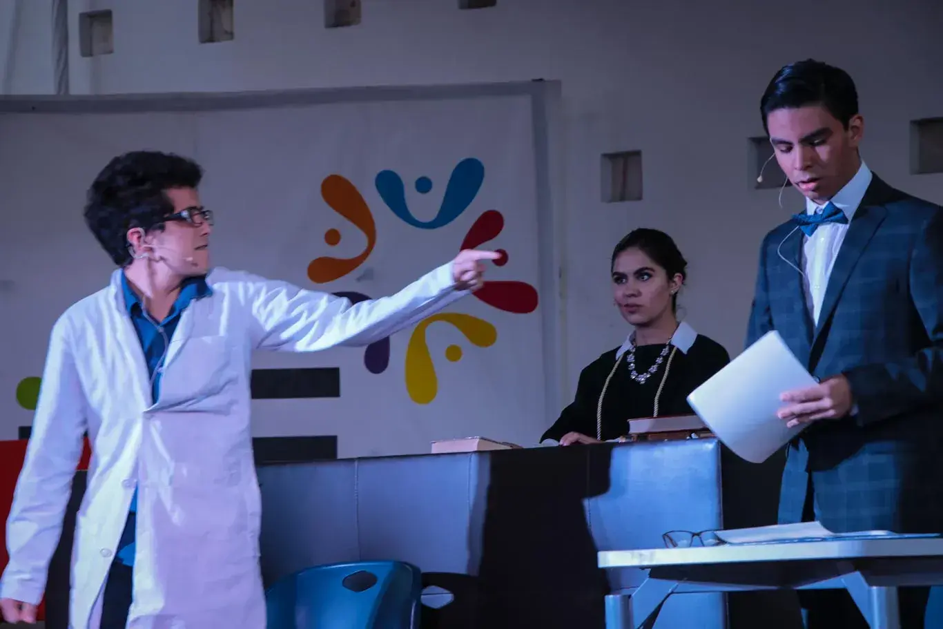 Canto, danza, música en el festival de arte del tec de monterrey en Zacatecas