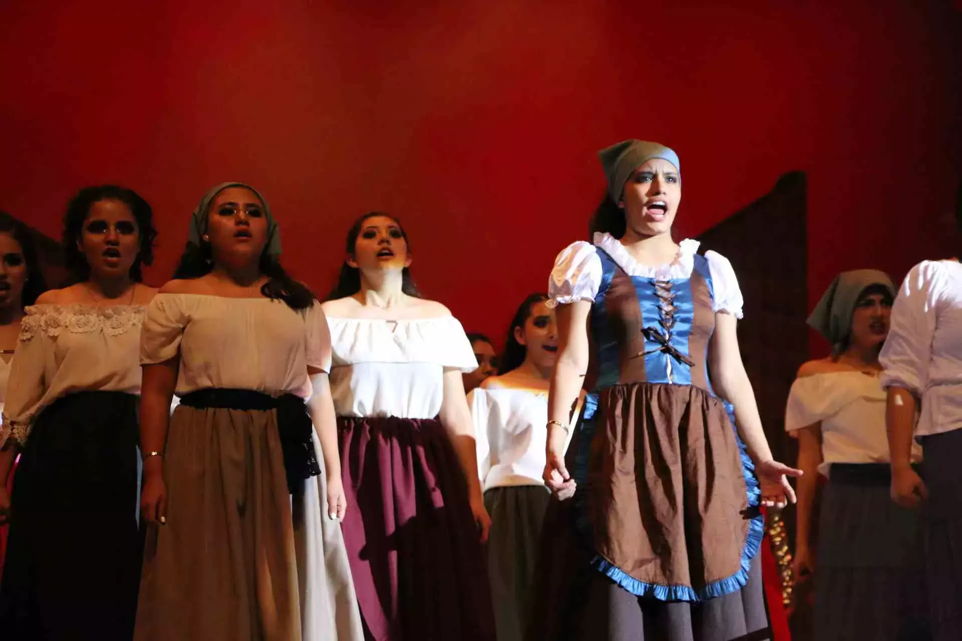 El Jorobado en Notre, musical basado en la obra "Nuestra señora de París" de Víctor Hugo"