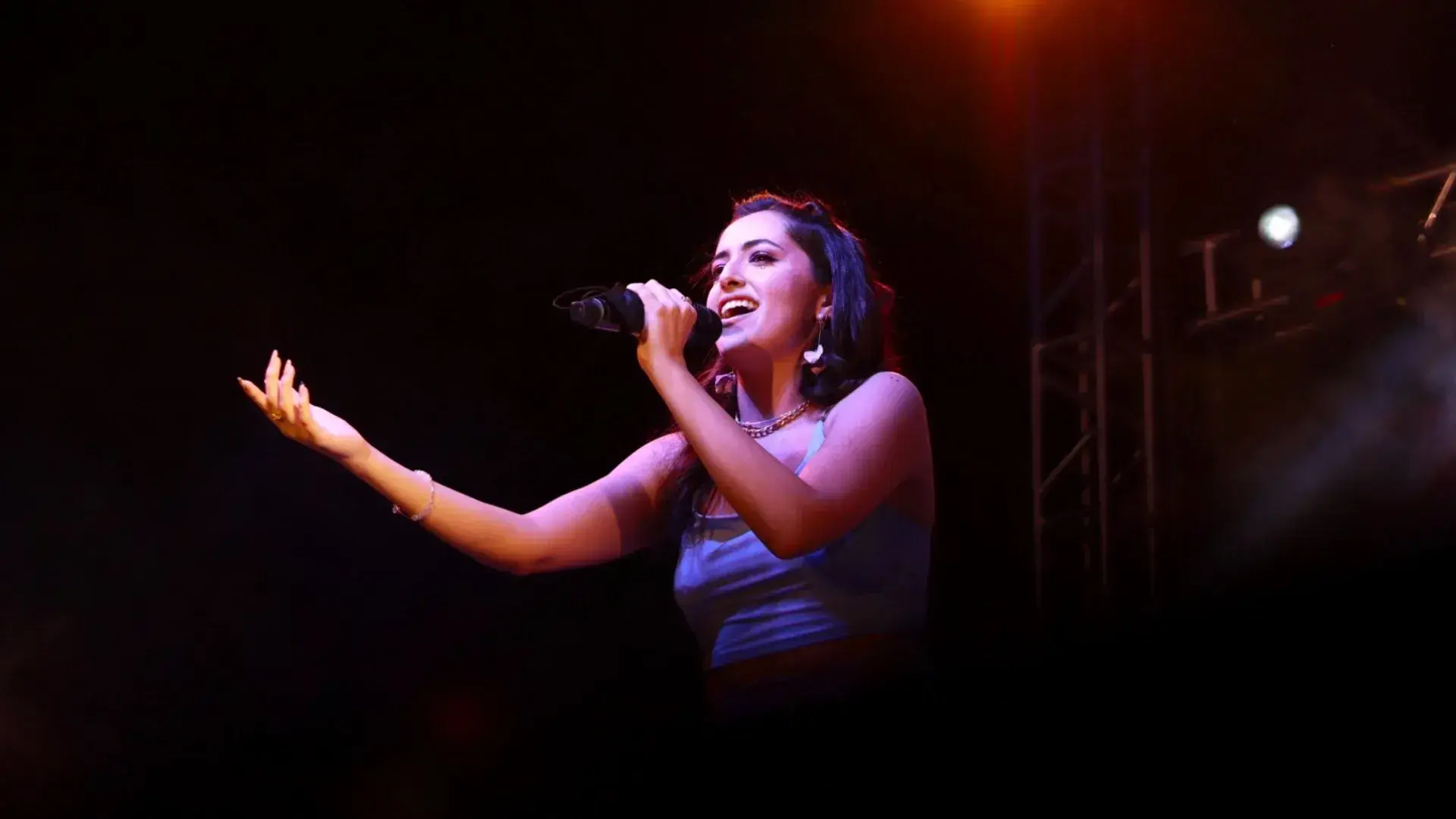 Back to Stage, autoconcierto en campus Laguna
