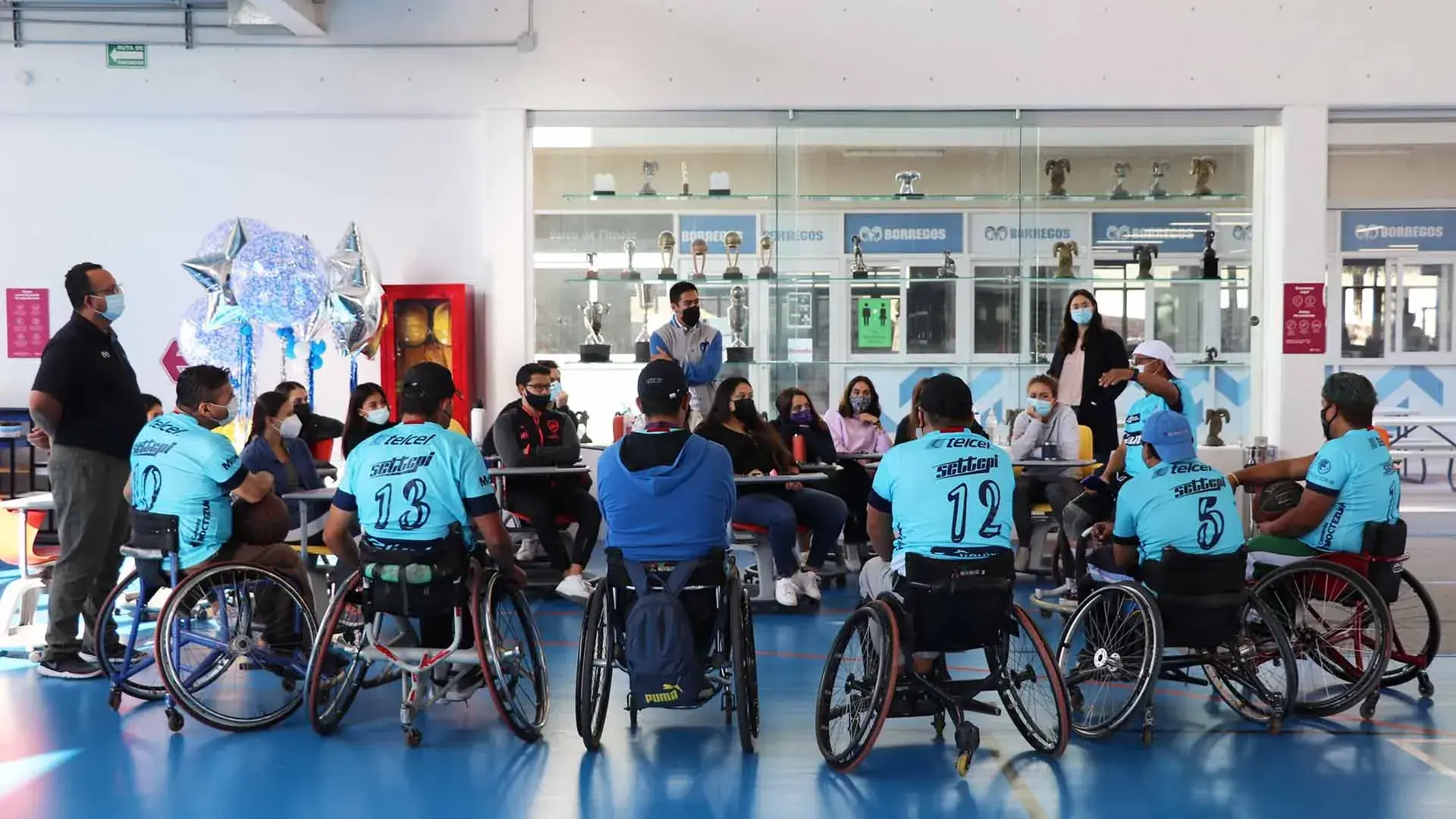 Alumnos vivieron una gran experiencia con Equipo Santos de San Luis