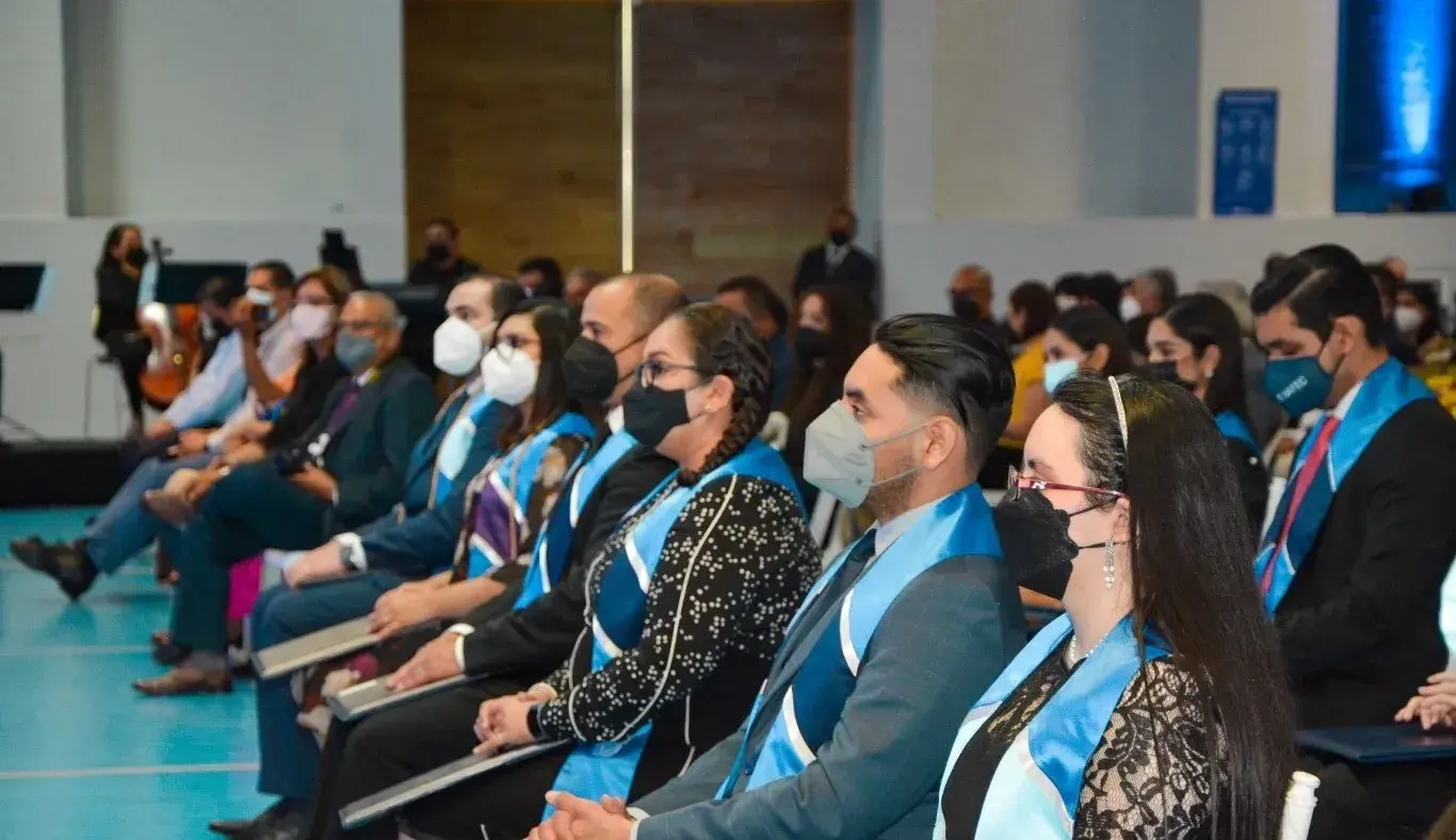 Graduación de alumnos de profesional 2021