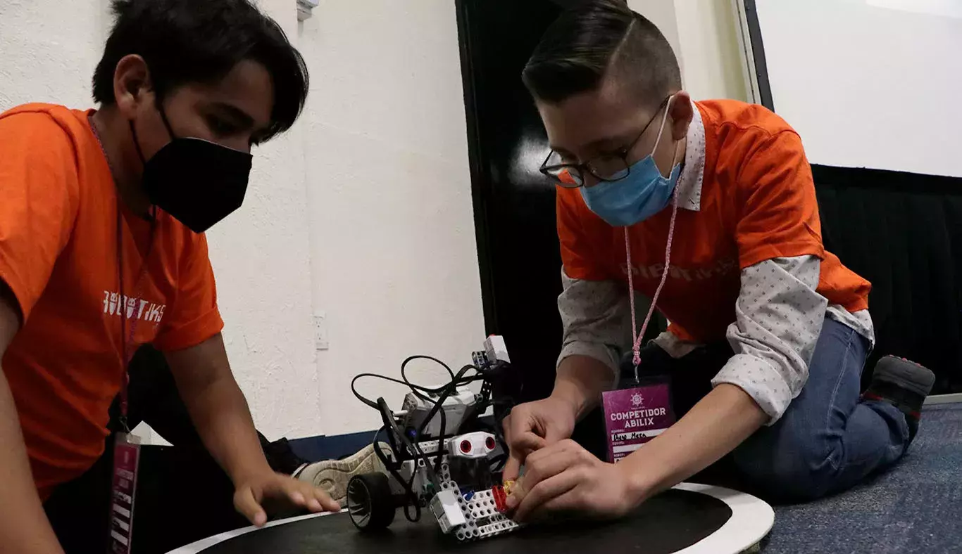 Robolympics: Arena de robots con causa