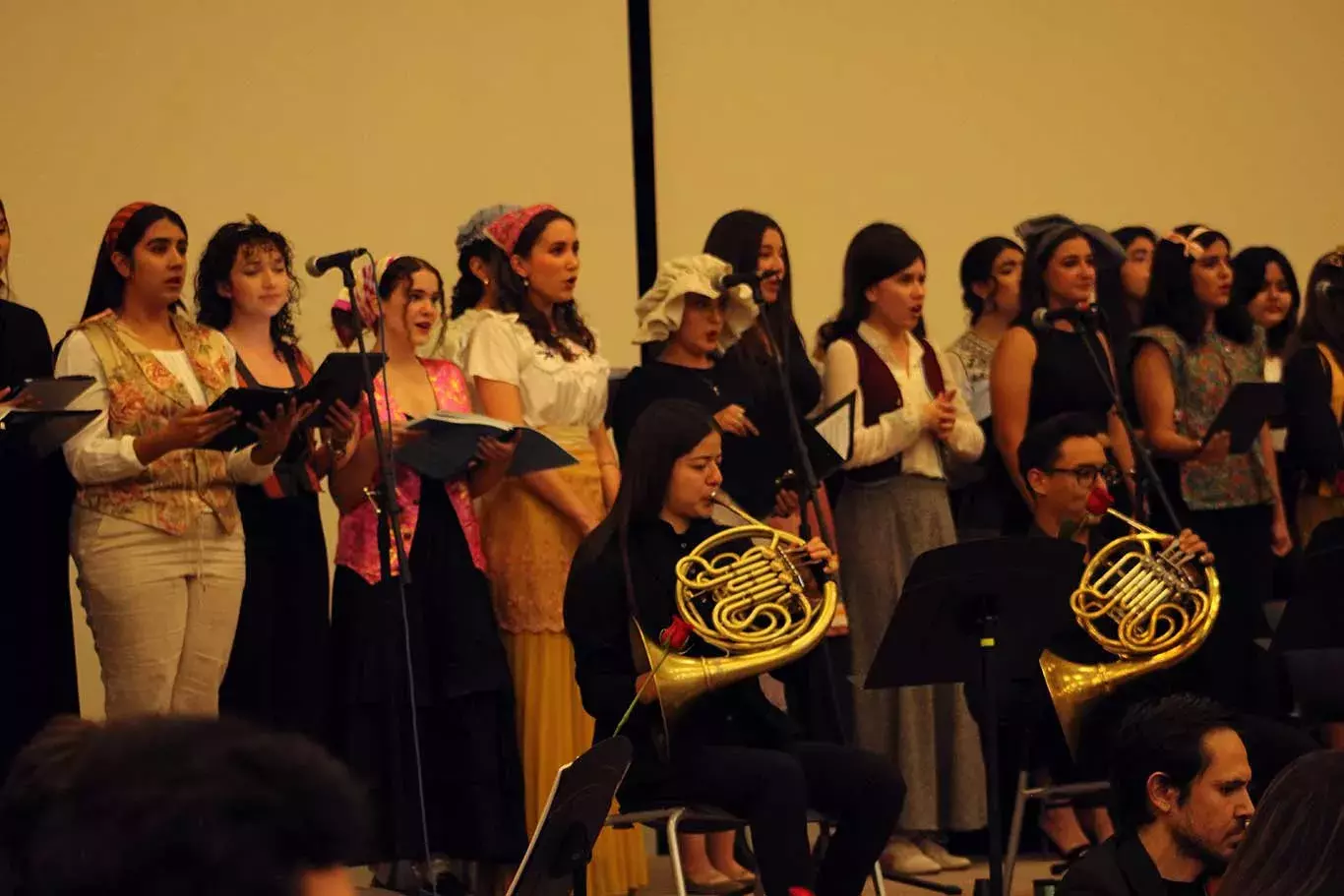 Bella y la bestia, concierto de coro y orquesta del Tec Guadalajara.