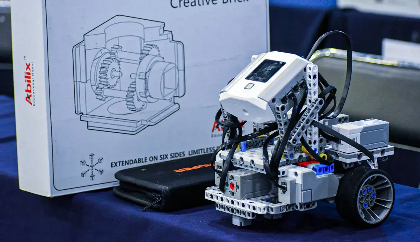Tec Campus León es sede de torneo WER Bachillerato 2022