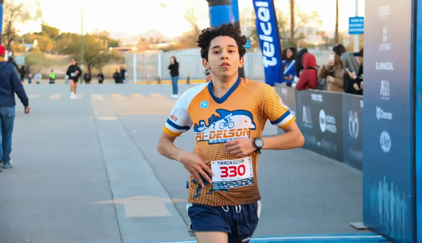Joven corriendo