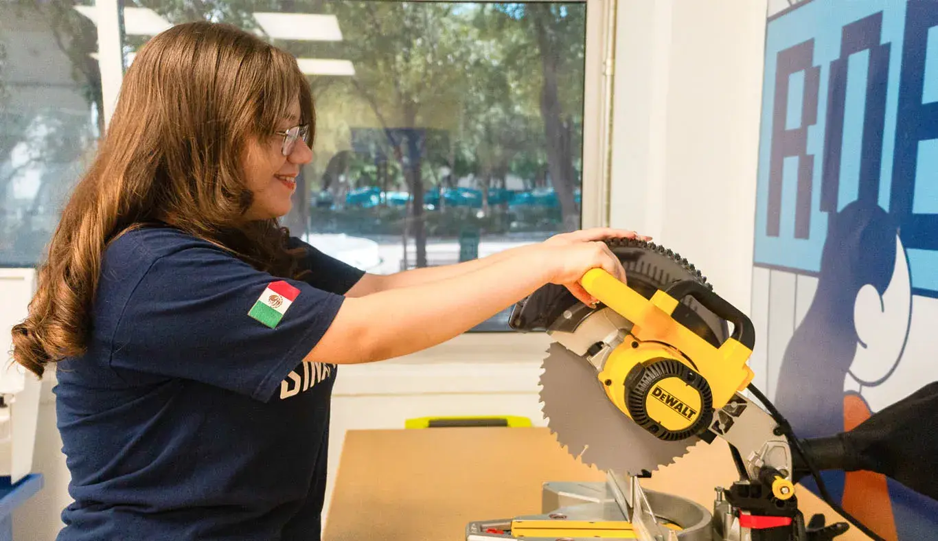nuevo laboratorio robotica sinavolt