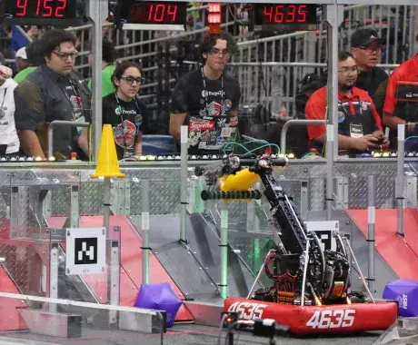 9 equipos de PrepaTec asistieron al mundial de robótica FIRST
