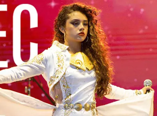 Cantando en VIBRART 2025, el festival de arte del Tec (video)