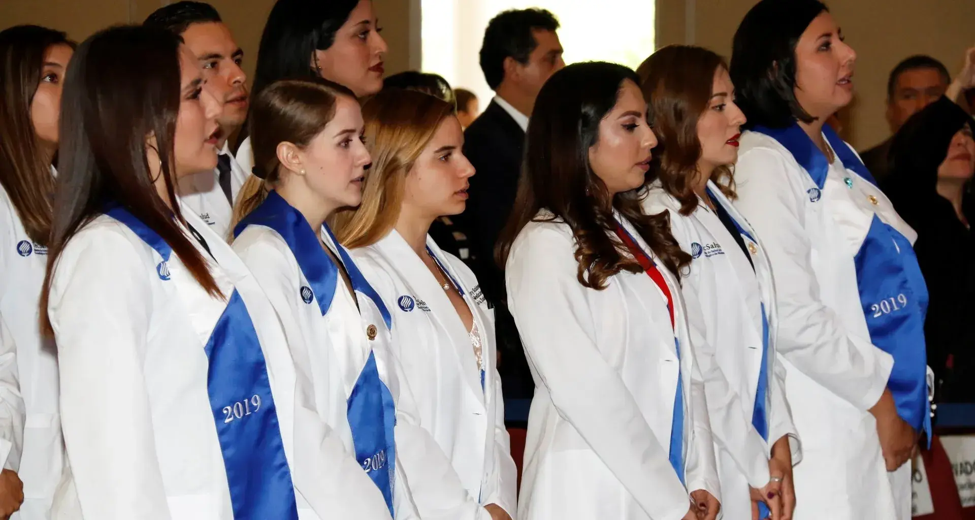 Graduación MC y LNB