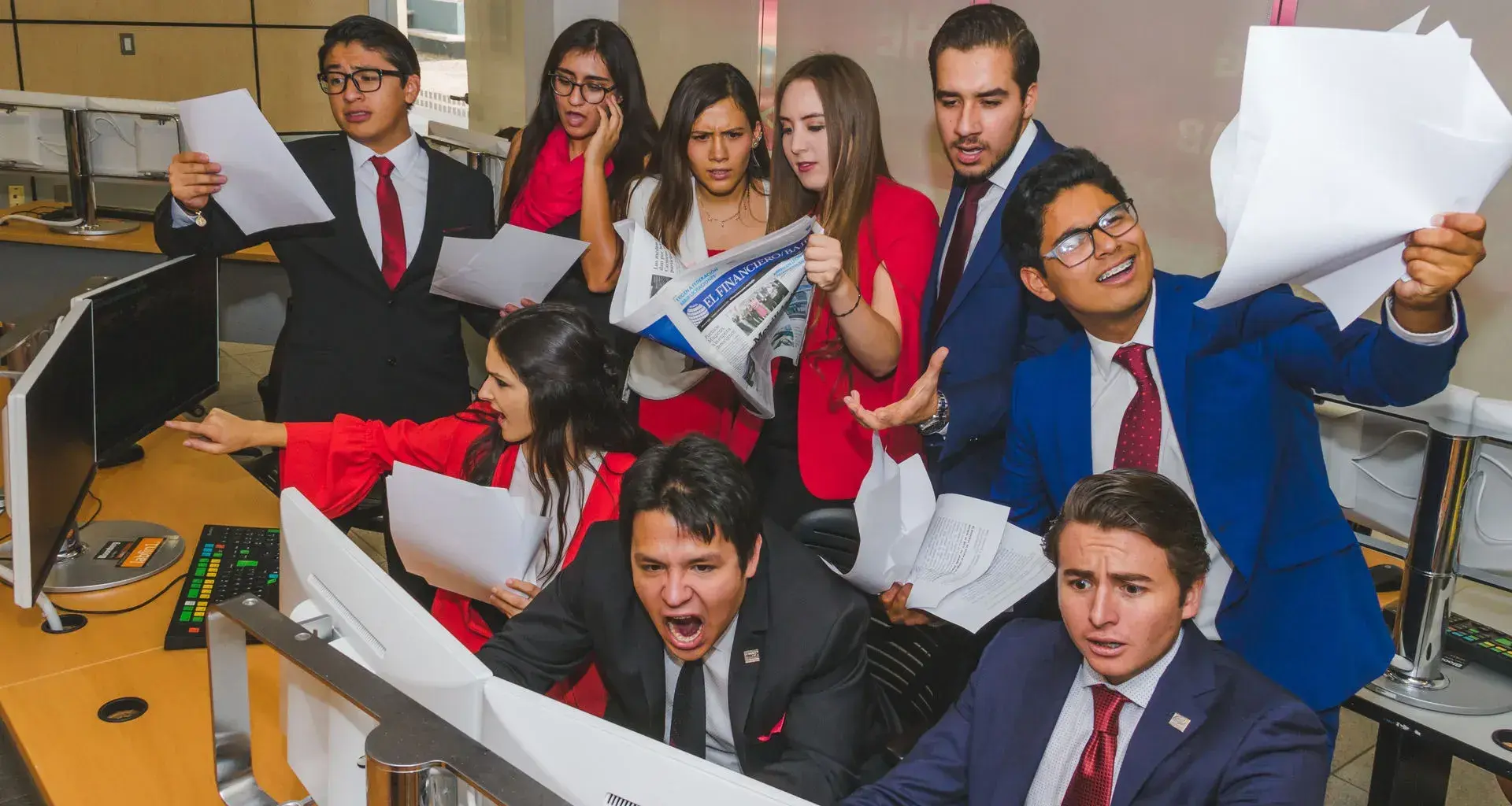 Jóvenes universitarios del IMEF destacan como agentes de cambio 