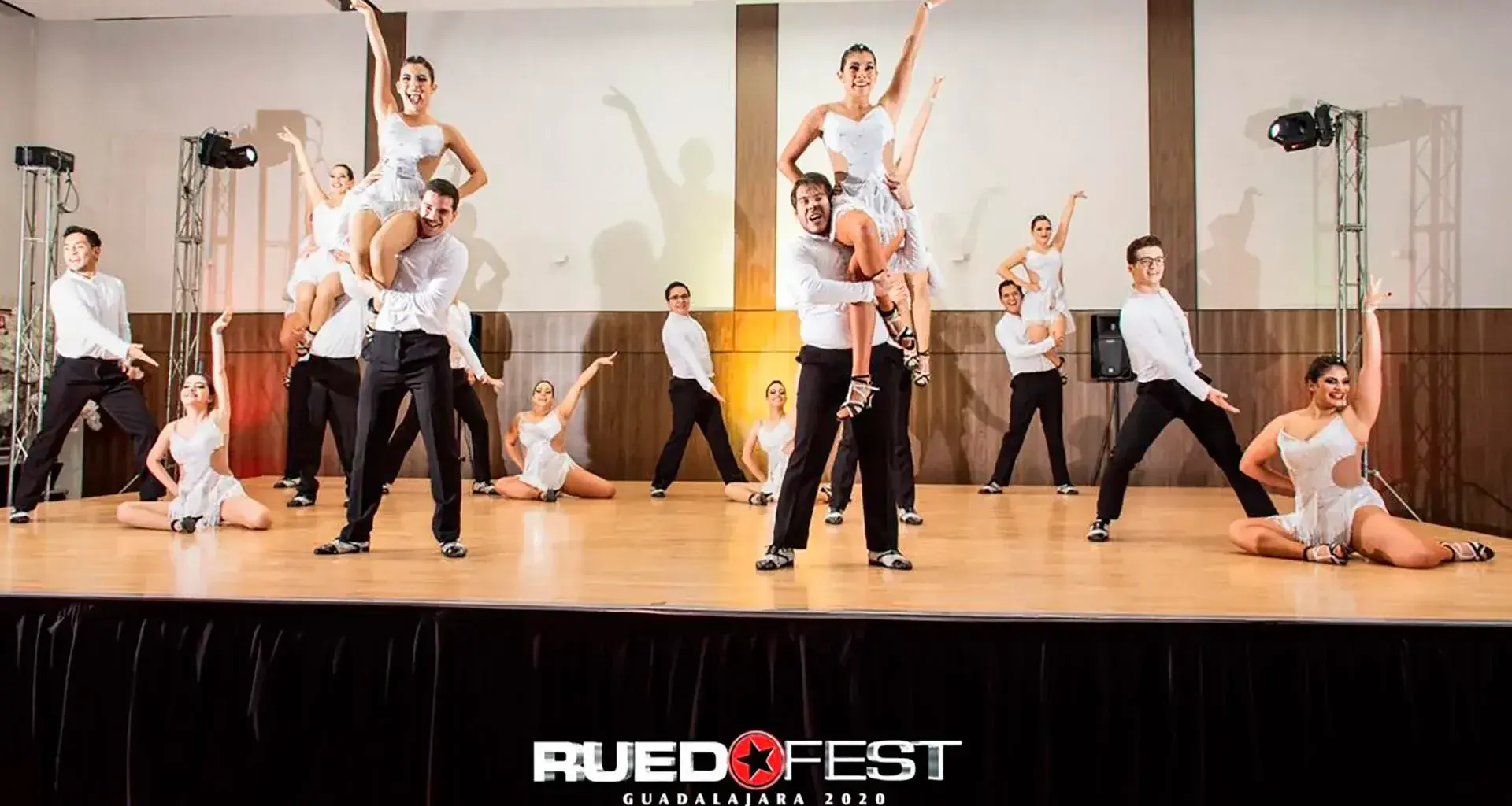 Grupo de Baile de Salón del Tec Guadalajara gana el concurso de salsa cubana: Rueda Fest