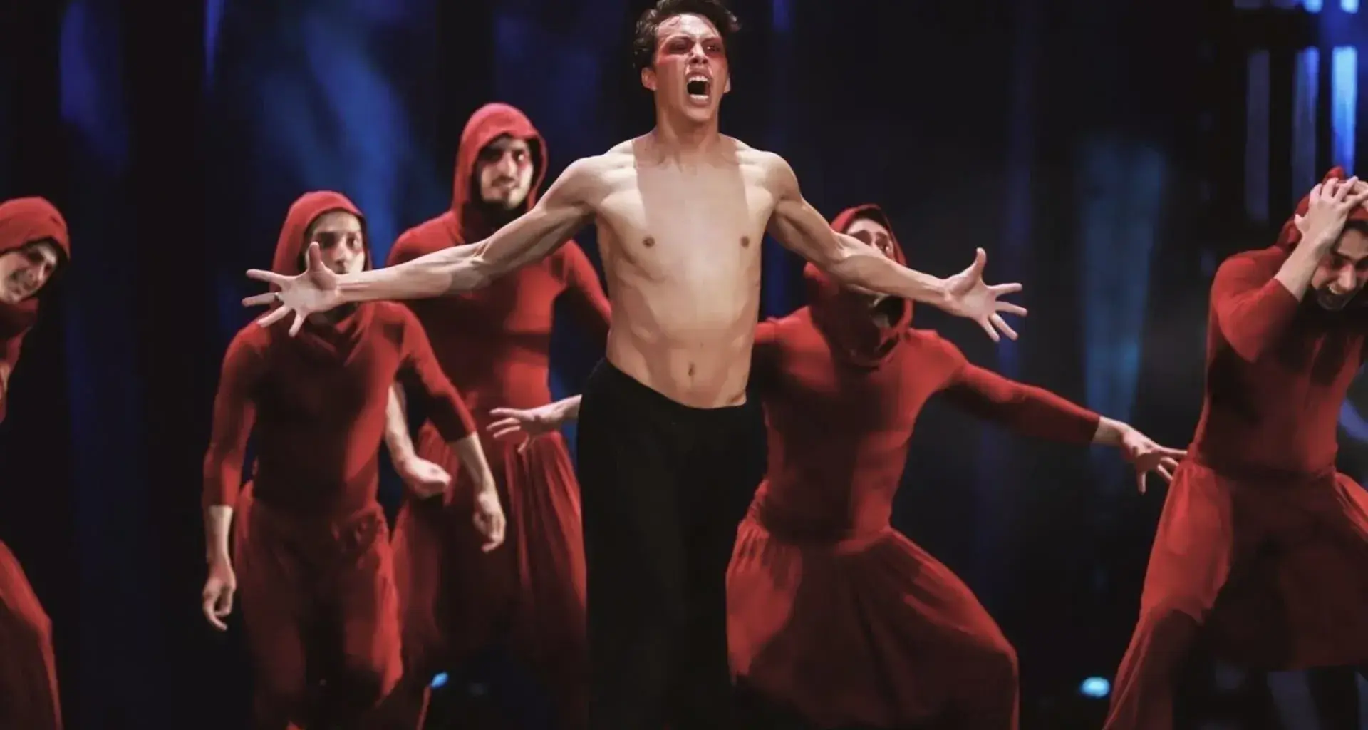 Alumno del Tec Guadalajara participa en montaje de coreografía para el tour “Hecho en México” de Alejandro Fernández