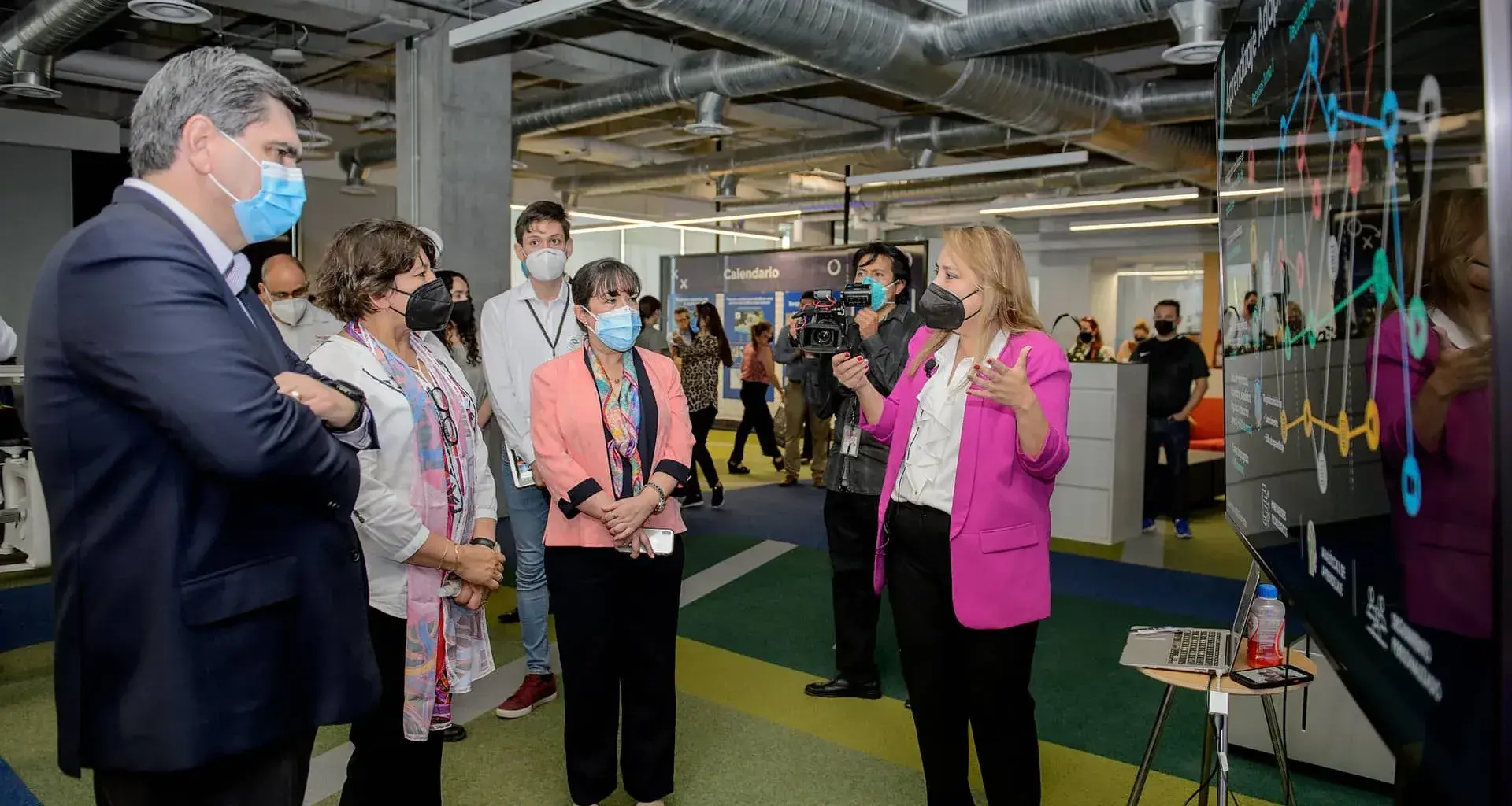 Muestran innovaciones educativas del Tec a secretaria de educación
