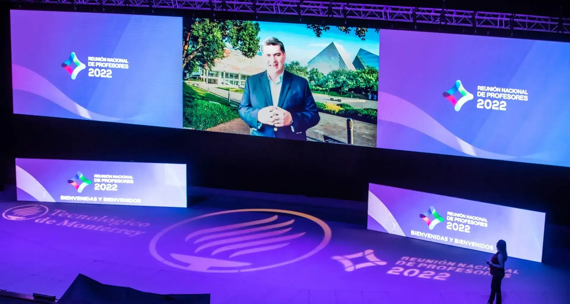 David Garza compartió con los profesores del Tec los avances en investigación, innovación e internacionalización.