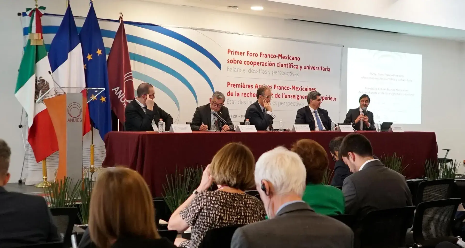 Tec promotes internationalization and cooperation with France for professional development