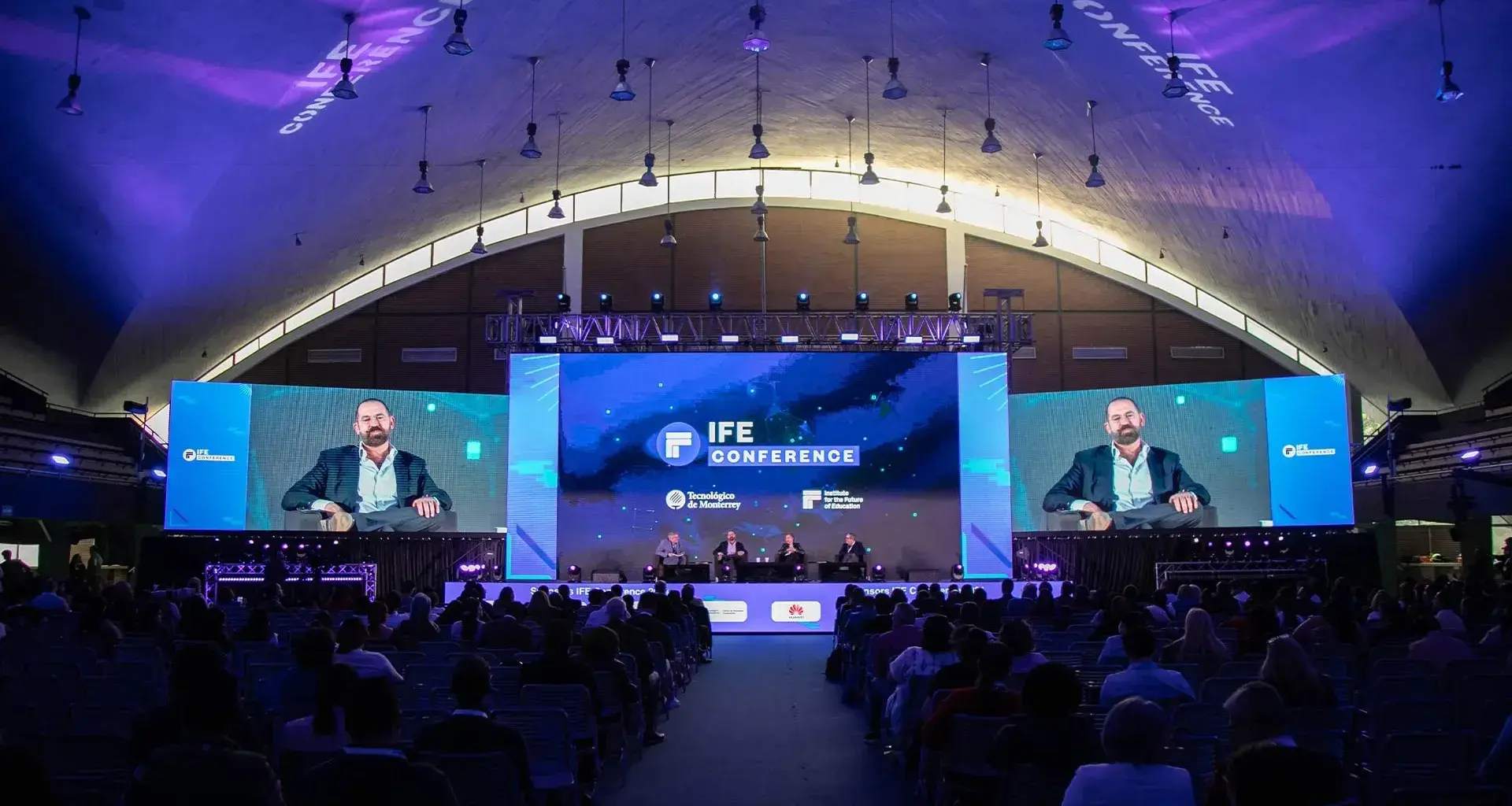 Tec presents guide to implement digital education in universities