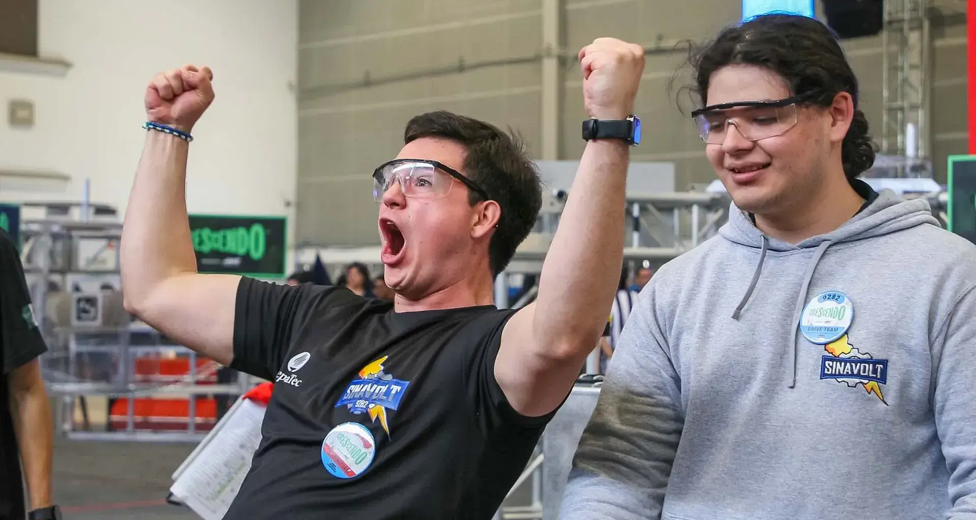 sinavolt celebrando final de regional en first robotics competition