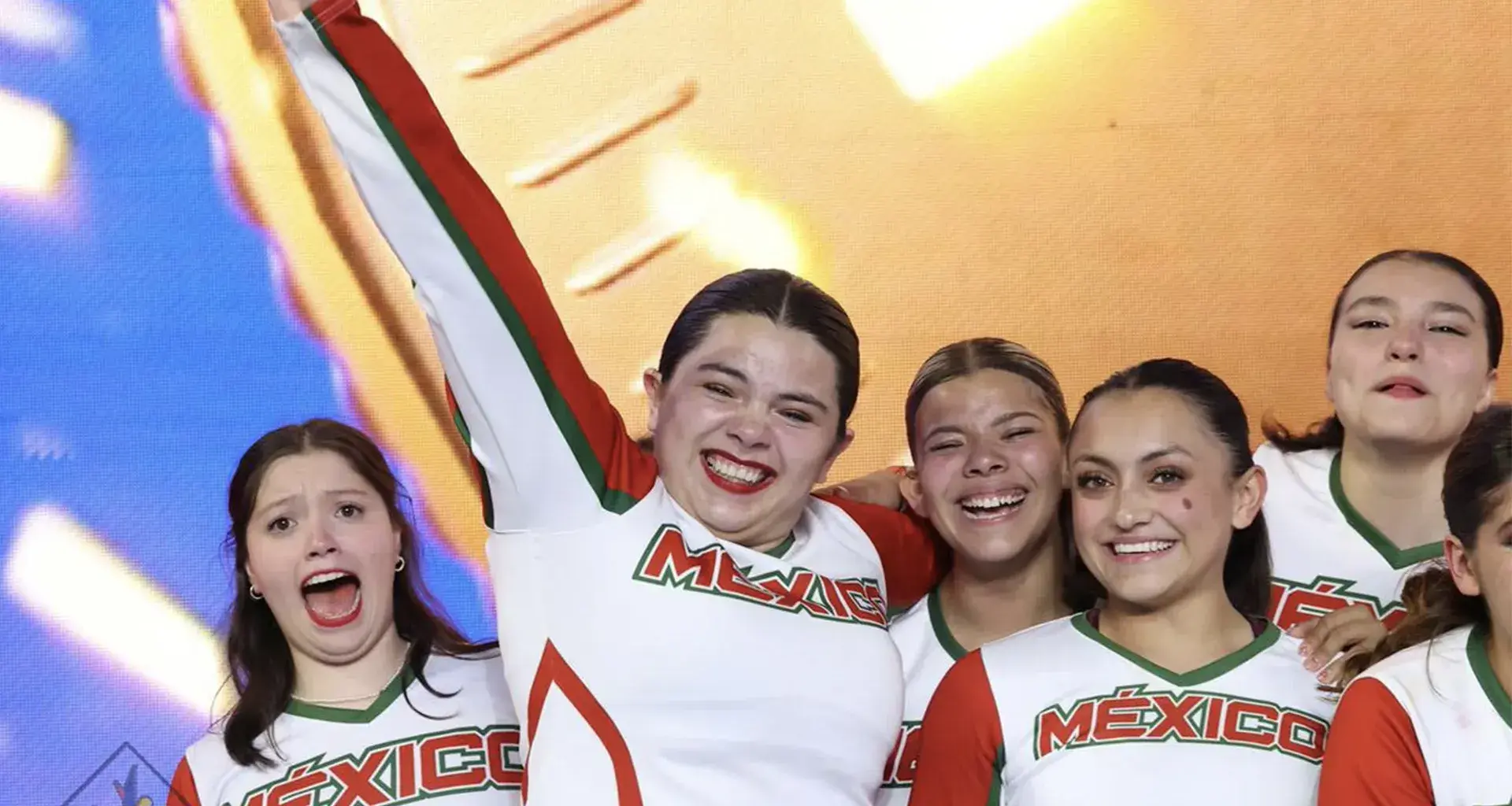 Alumnas ganadoras del mundial de porra