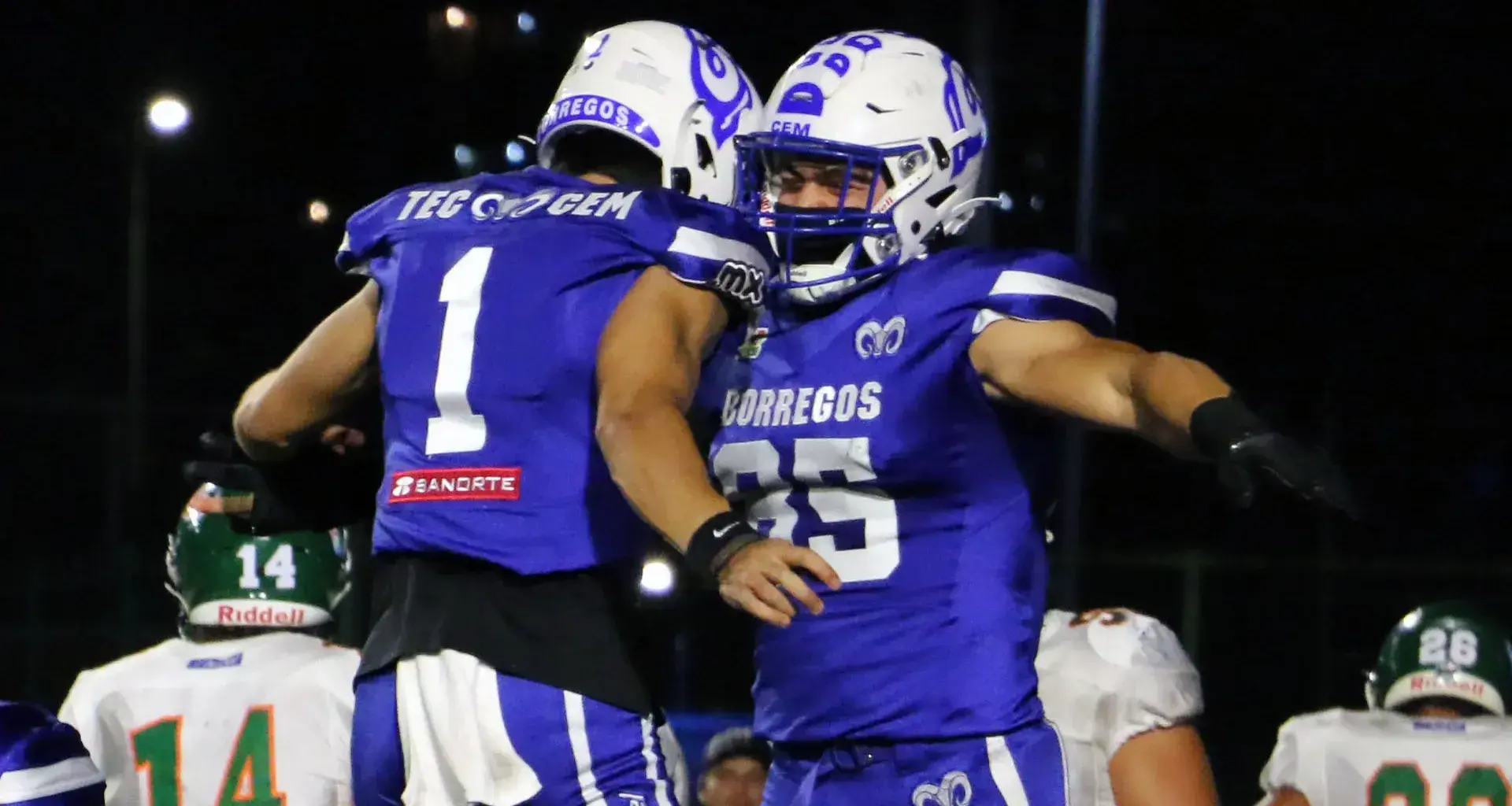 Borregos Tec CEM ganan partido inaugural en casa ante los Aztecas.