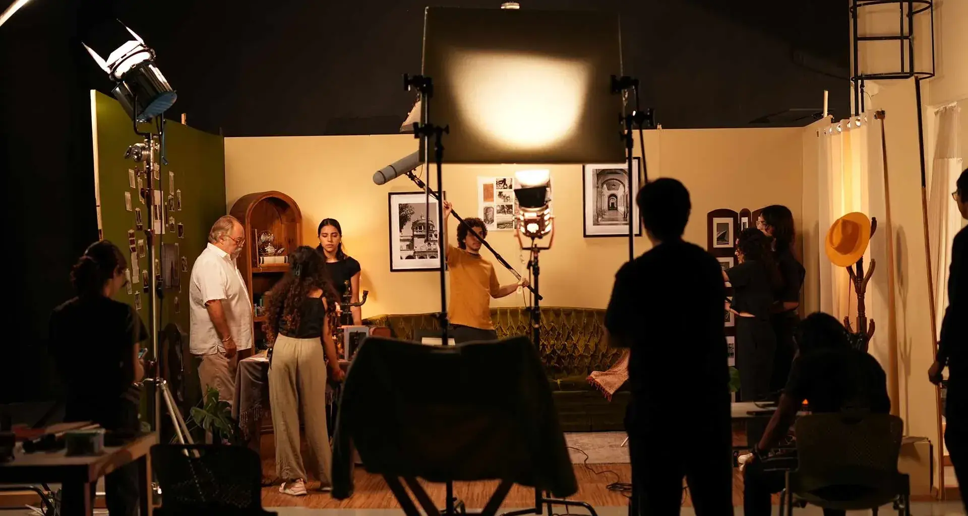 Cortometrajes de estudiantes del Tec Guadalajara fueron estrenados en salas de Cinépolis y de la Cineteca de Guadalajara. 