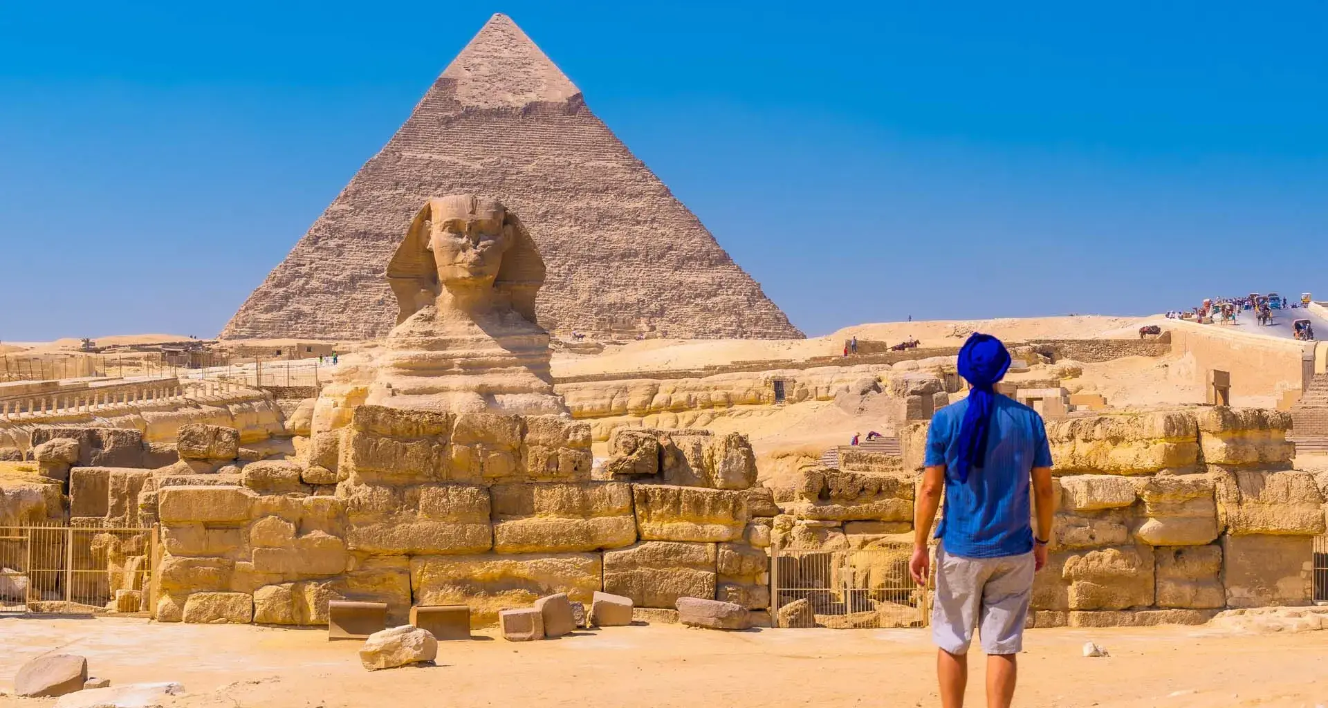 alumna gana beca verano egipto