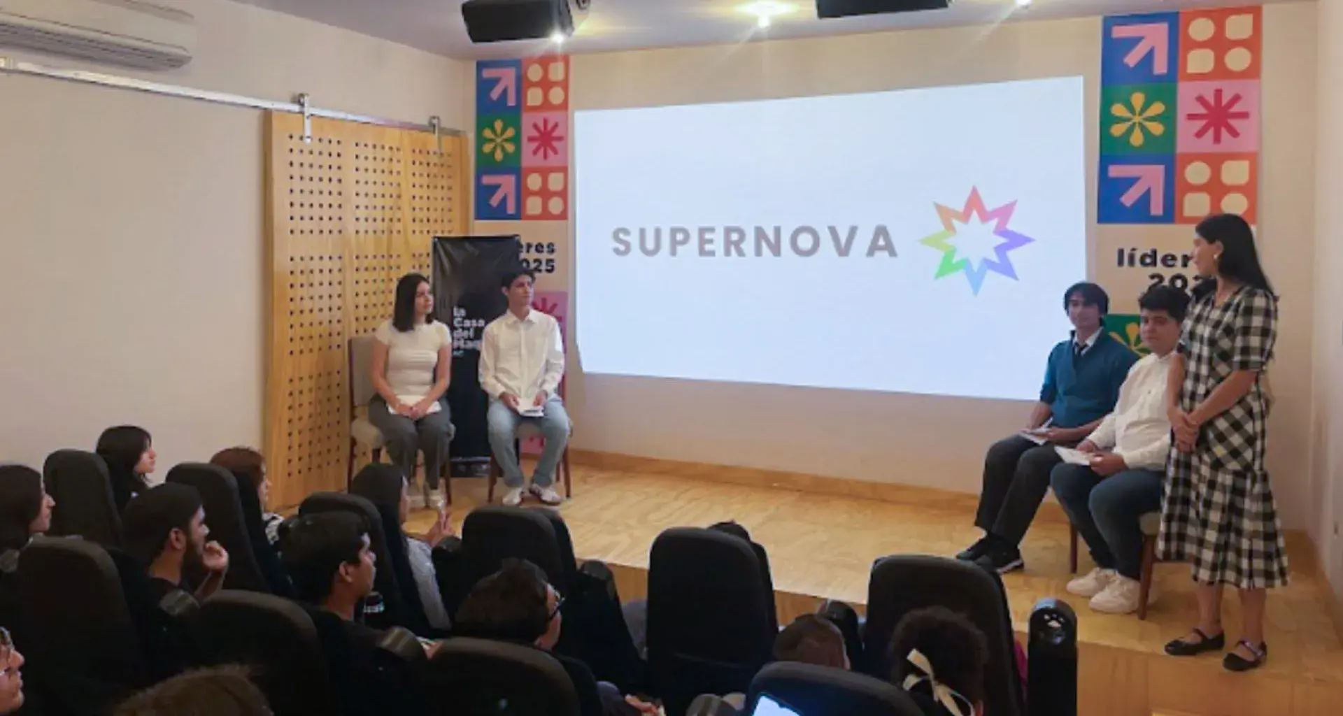 supernova proyecto de capacitacion de estudiantes