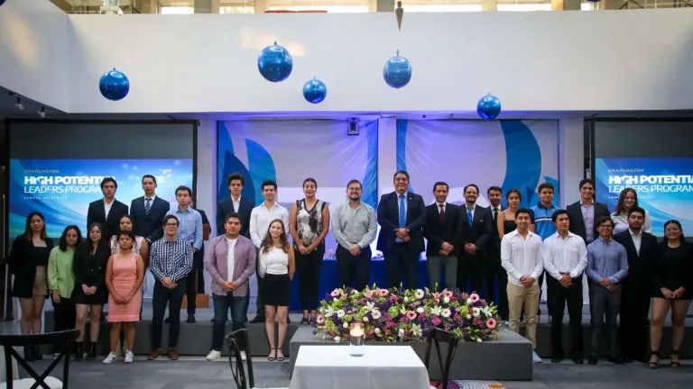 Tec gradúa la sexta generación de su programa de liderazgo (foto)