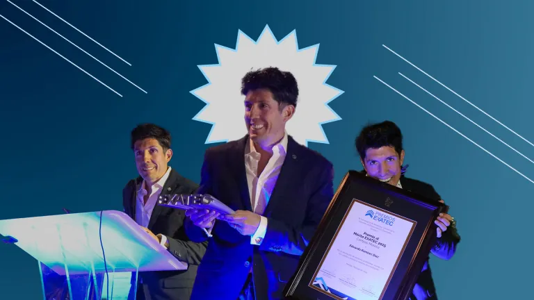 Empresario moreliano recibe reconocimiento al Premio Mérito EXATEC 