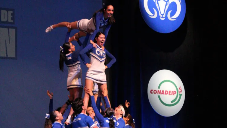 ¡Fuerza en conjunto! Equipo de Cheer Tec Puebla en podio nacional