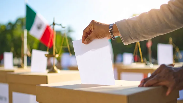 Tec lanza plataforma con IA para informar sobre elección judicial