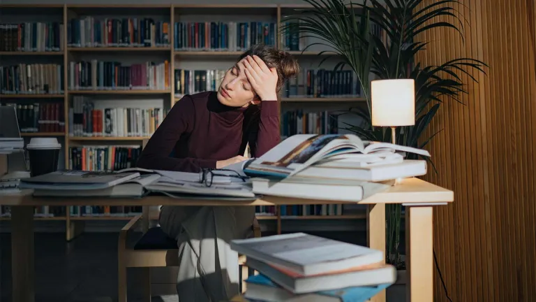 ¡Encuentra tu balance! 5 tips para manejar el estrés académico