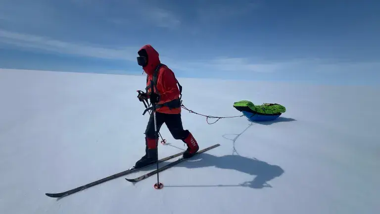 600 km de hielo: EXATEC cruza Groenlandia de costa a costa