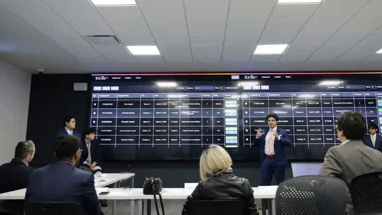 Tecnología: estudiantes Tec usan IA en servicio al cliente de empresa