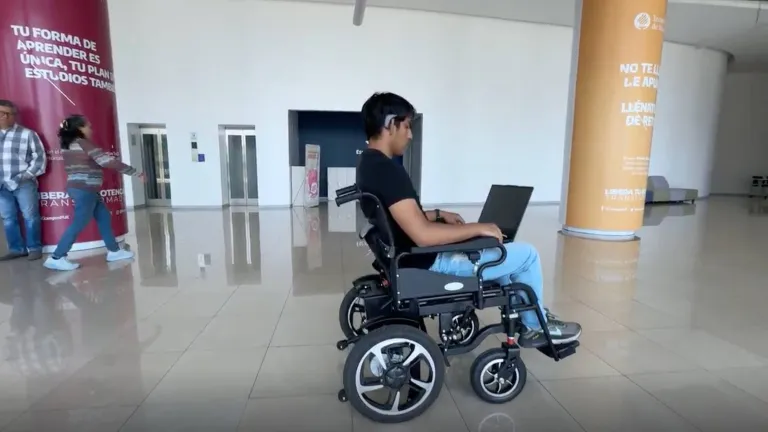 ¡Silla mental! Equipo de Tec Puebla va a final nacional de innovación
