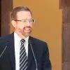 Profesor del Tec expone avances de Biomecatrpinica en congreso internacional de la UNAM y Universidad de Yucatán.
