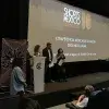 Daniela recibiendo su reconocimiento en Shorts México 2023