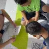 Eduardo Escamilla realiza actividades con niños migrantes