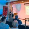 Consejo asesor del Tec Chihuahua discutiendo mejoras en programas educativos.