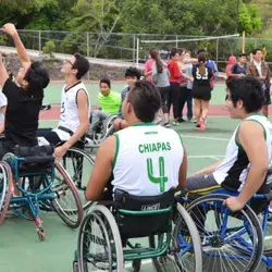 El esfuerzo y la disciplina fueron los temas fundamentales en la charla