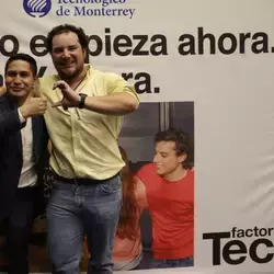 Frecuencia CEM, radiodifusora del Tecnológico de Monterrey en Estado de México, llevó a cabo la entrega del reconocimiento por trayectoria al mejor integrante de la estación.
