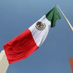 Bandera en Campus Santa Fe