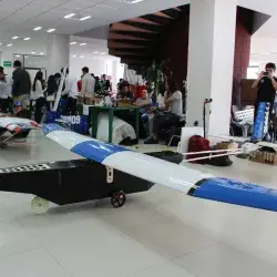 avión diseñado por alumnos de ccm