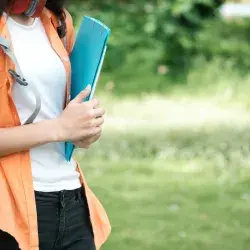 Su desempeño académico los hace acreedores a una beca del 100%