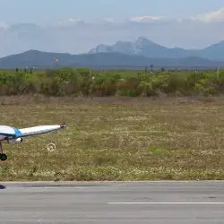 avión diseñado por estudiantes