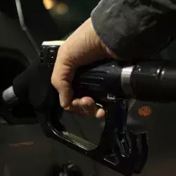 Do you know why the price of gasoline went down? An expert explains