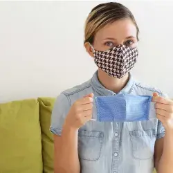 ¿Cómo debe usarse correctamente el cubrebocas? (videonota)