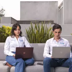 Dos EXATEC desarrollaron TaxU, una app para promover la educación fiscal en la población mexicana.