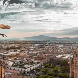 Morelia y vista desde la catedral.