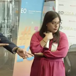 Andrea Cazares egresada LCDE del Tec en top de emprendimiento EO