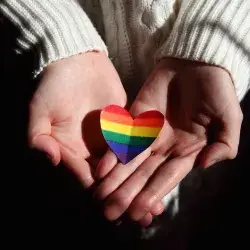 Sexualidad e identidad: claves de la literatura de la diversidad, esto se destacó en la ponencia “La literatura de la diversidad en México” 